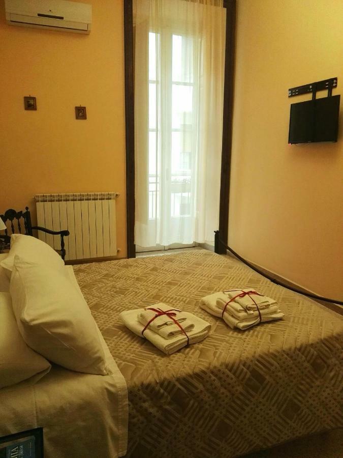 Domus Cicerone Bed and Breakfast Formia Exterior foto